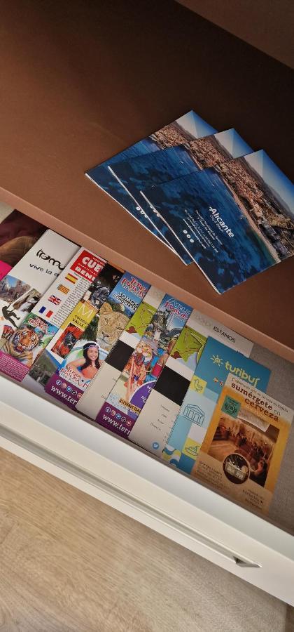 Estudio En Centro De Alicante Lejlighed Eksteriør billede